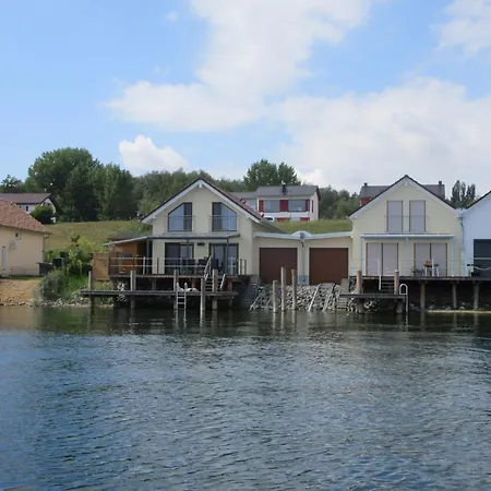 Seehaus Arielle Mit Wassergrundstueck *